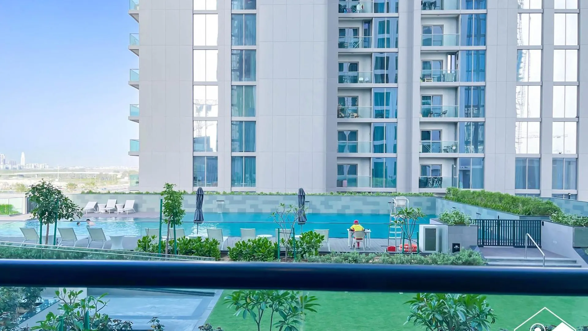 Spacious 2B In Sobha Creek Vistas ,Dubai Apartment
