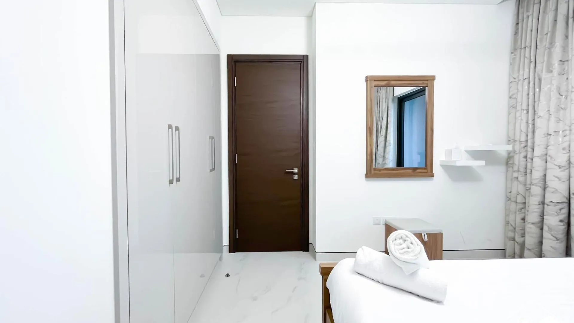 Apartment Spacious 2B In Sobha Creek Vistas ,Dubai
