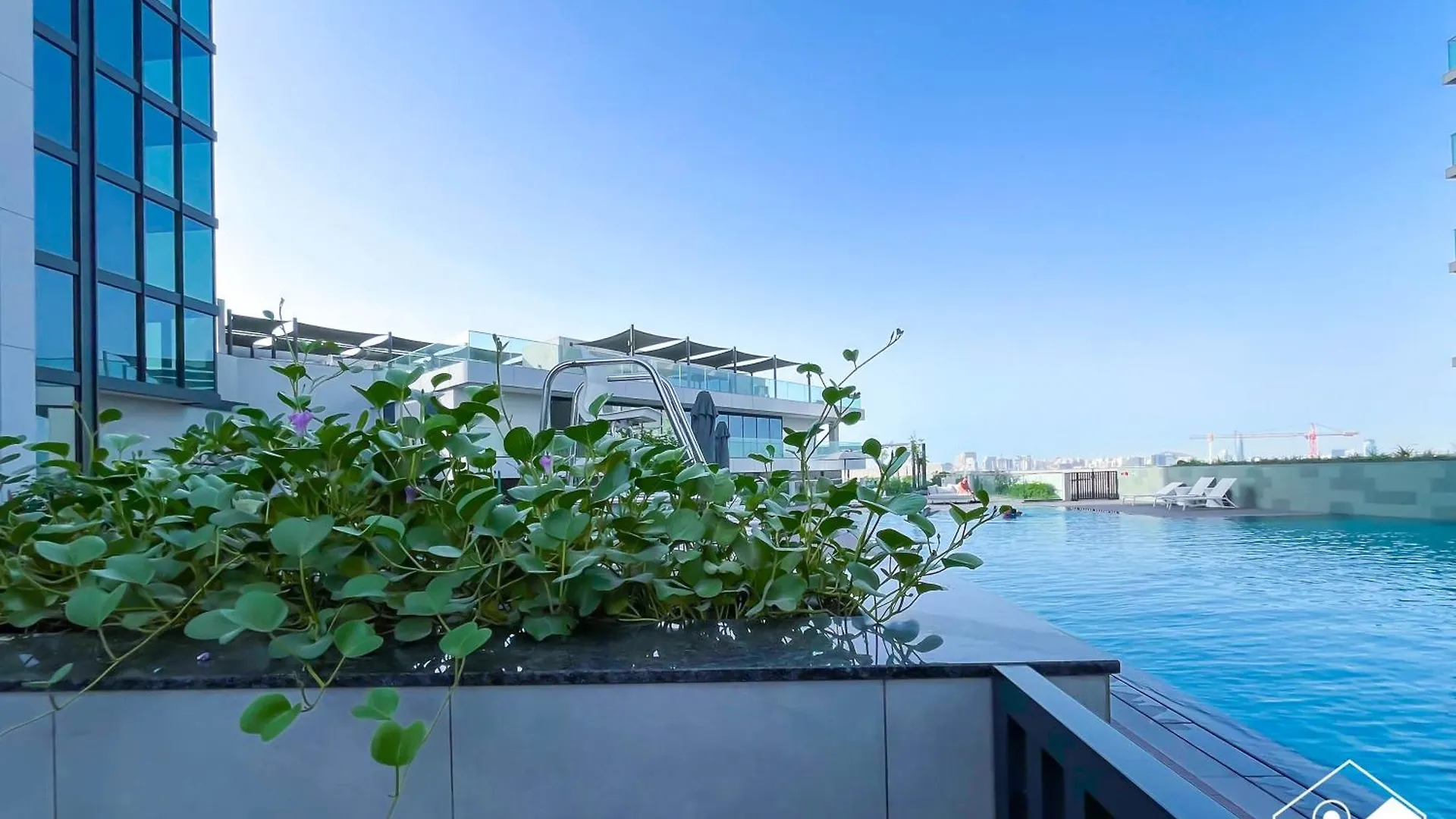 Apartment Spacious 2B In Sobha Creek Vistas ,Dubai